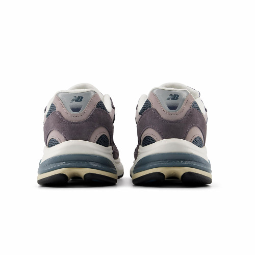 New Balance 2010